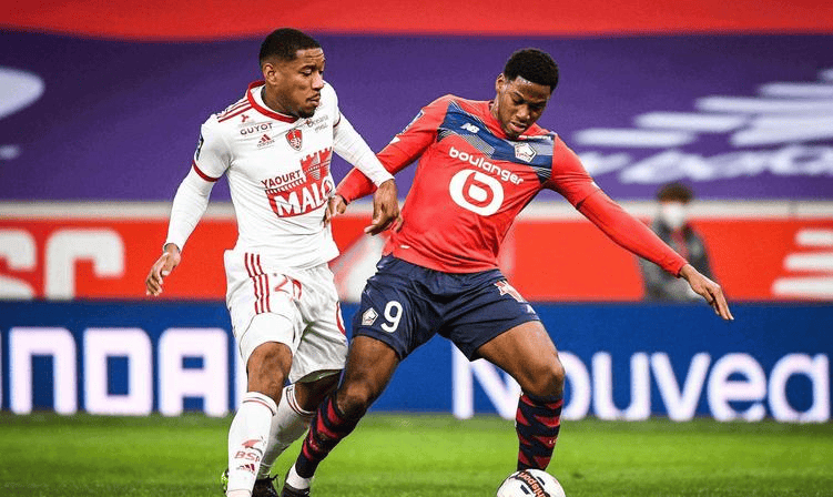 想象自己成 想象自己成