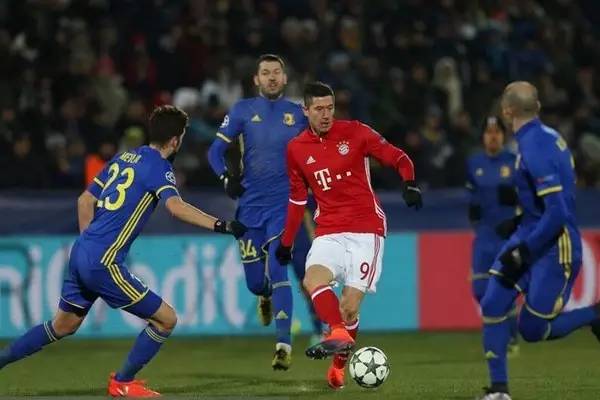 比美国低廉 比美国低廉